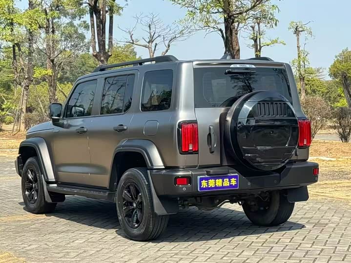 Фото 7 - Tank 300