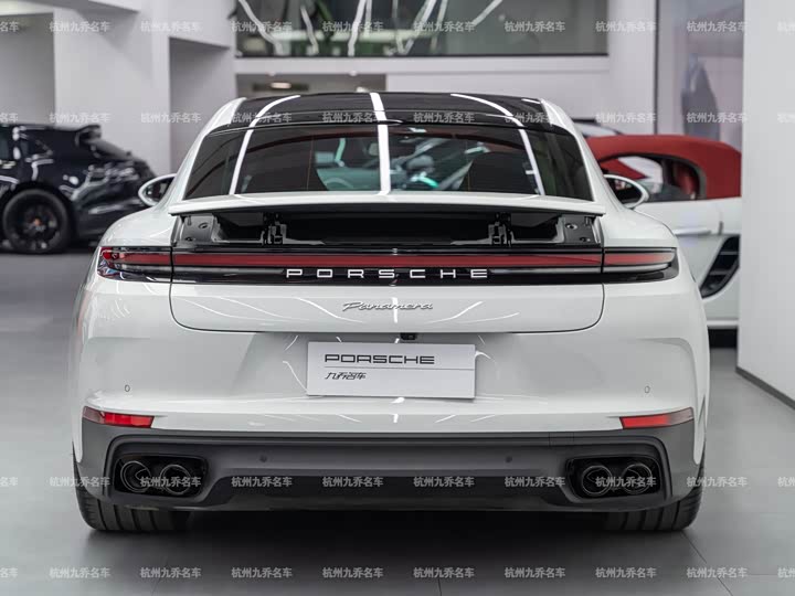 Фото 6 - Porsche Panamera