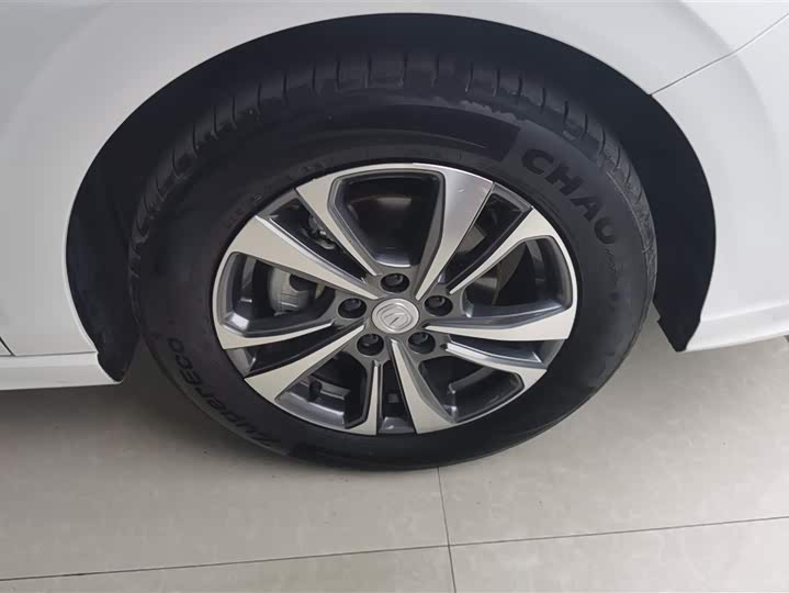Фото 6 - Changan Eado Plus