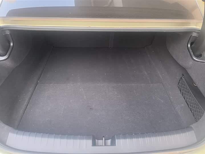 Фото 4 - Xiaomi SU7