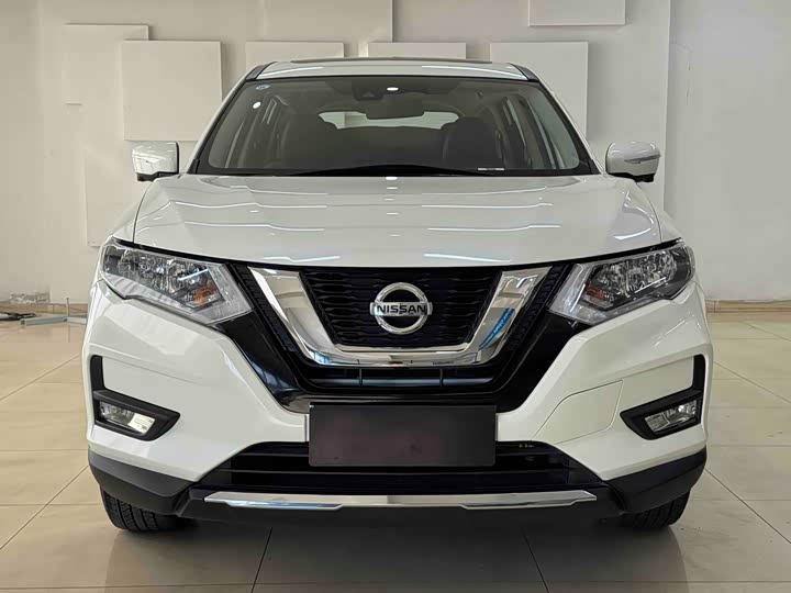 Фото 2 - Nissan X-Trail