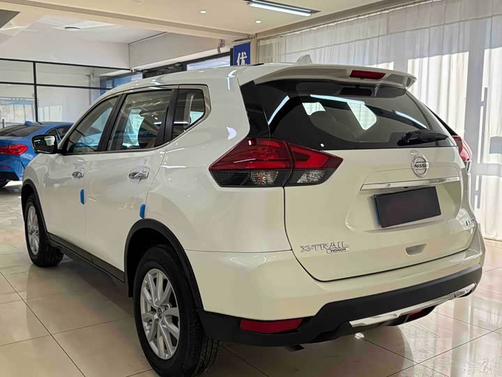 Фото 4 - Nissan X-Trail