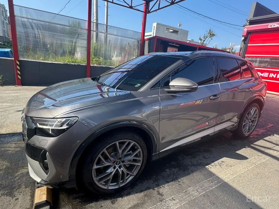 Фото 4 - Audi Q4 e-tron