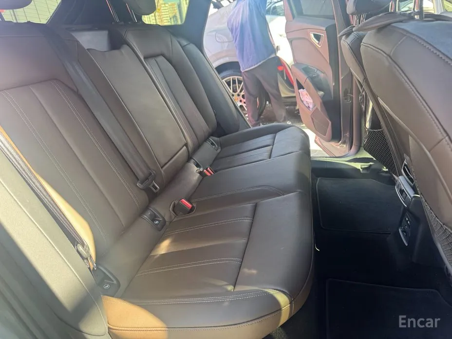 Фото 9 - Audi Q4 e-tron