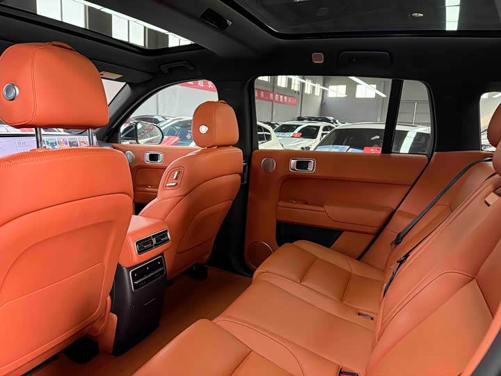 Фото 8 - LiXiang L7