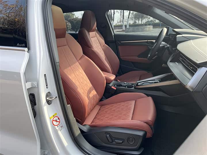 Фото 7 - Audi A3