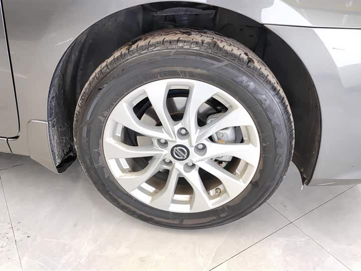 Фото 6 - Nissan Sylphy