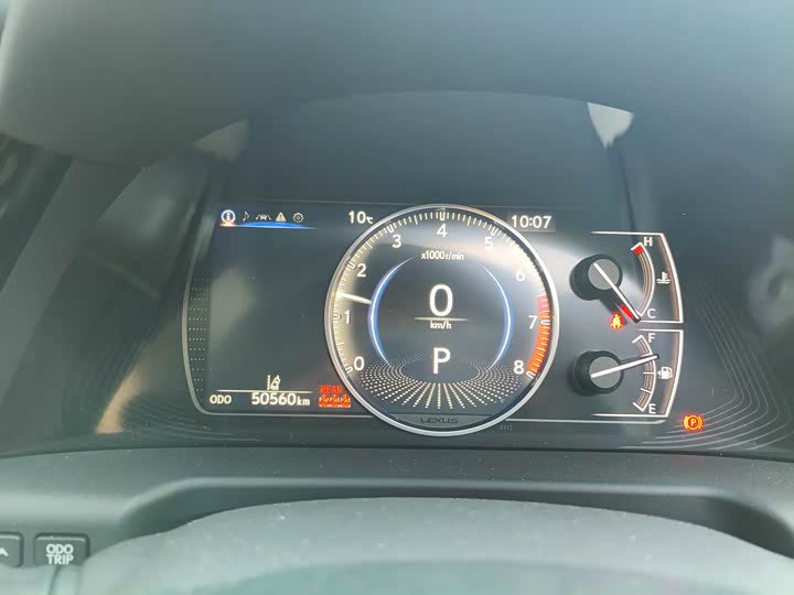 Фото 9 - Lexus ES