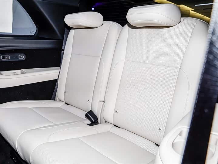 Фото 7 - LiXiang L8