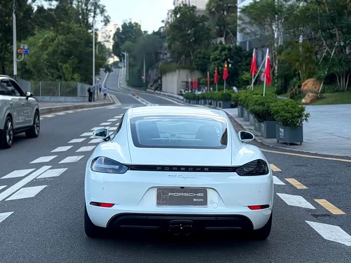 Фото 6 - Porsche 718