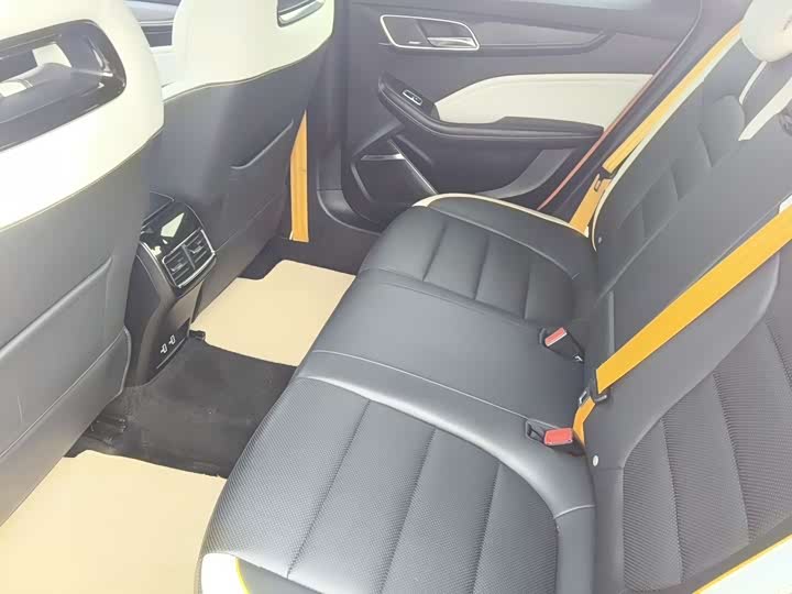 Фото 8 - MG Motor 6