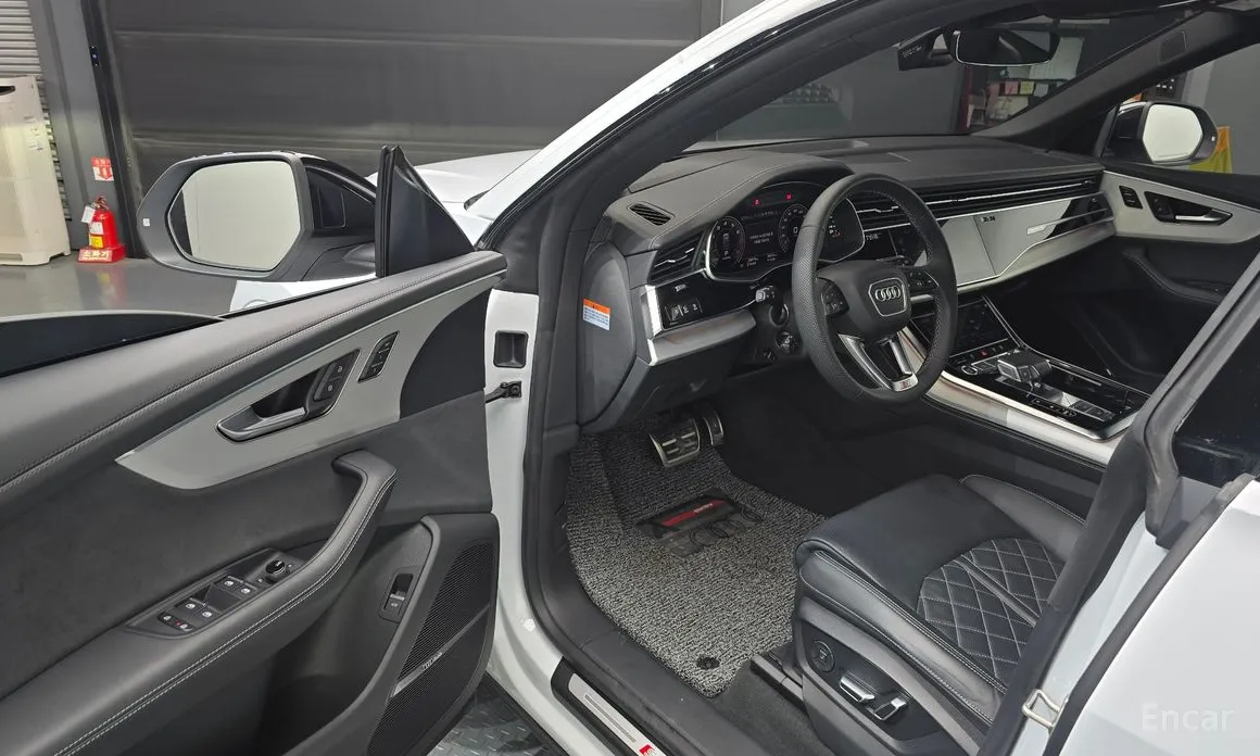 Audi Q8 2018 55 TFSI Quattro Premium