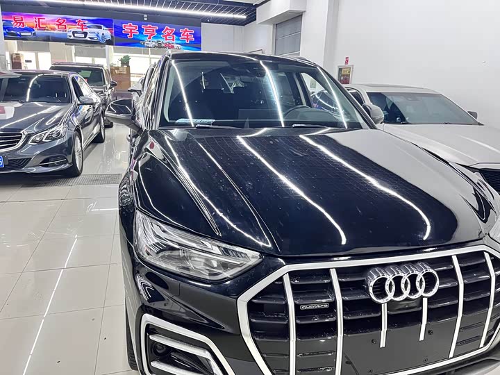 Фото 3 - Audi Q5L