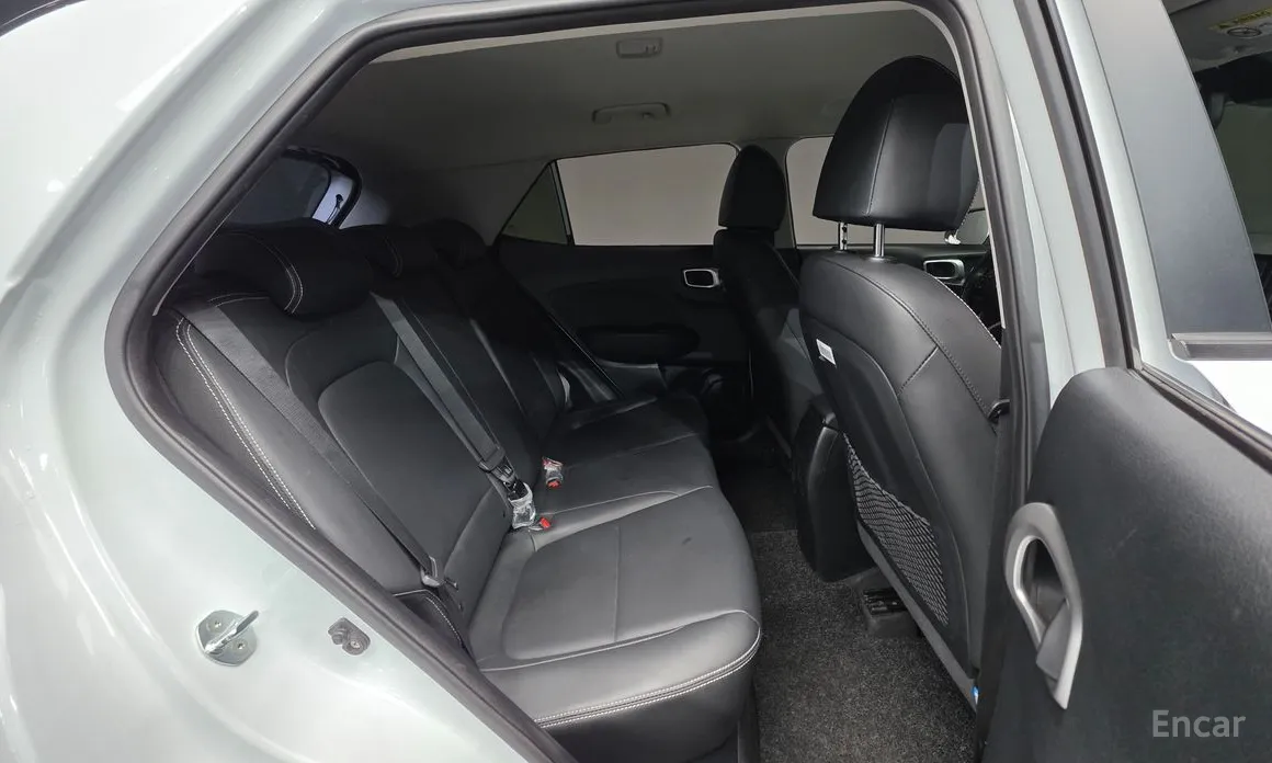 Фото 19 - Hyundai Venue