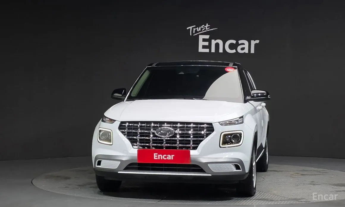 Фото 3 - Hyundai Venue