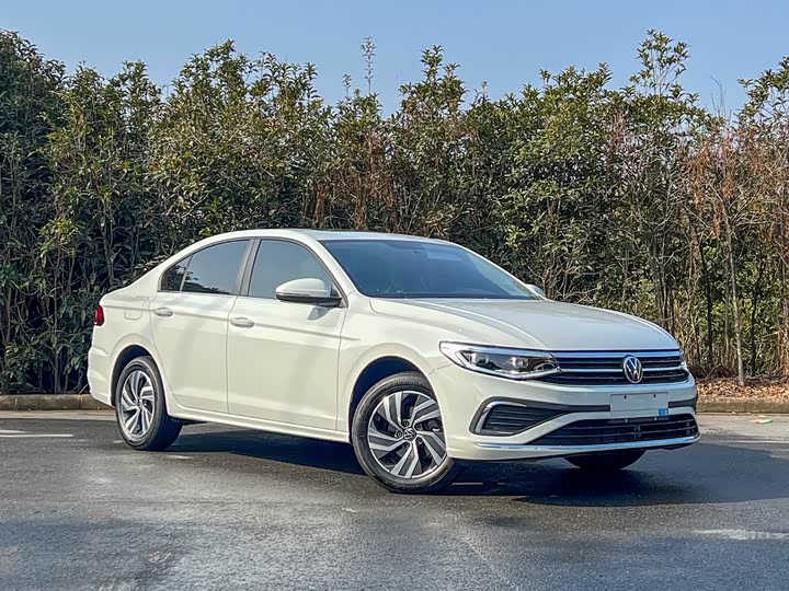 Фото 3 - Volkswagen Bora