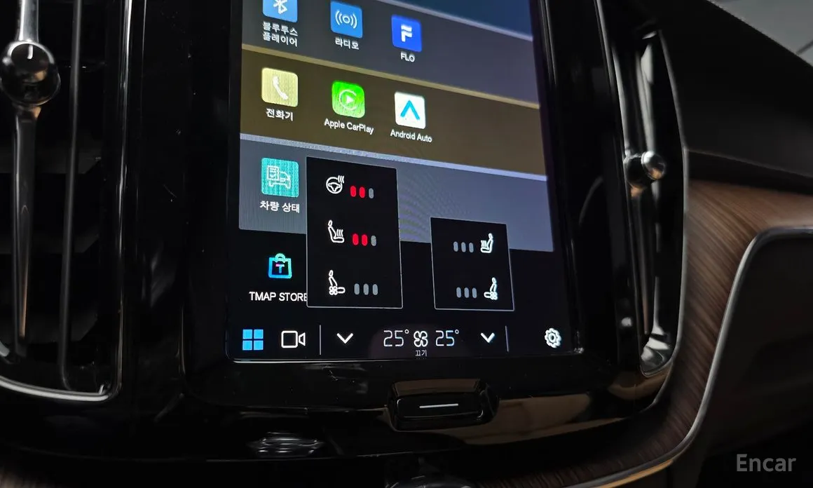 Фото 15 - Volvo XC60