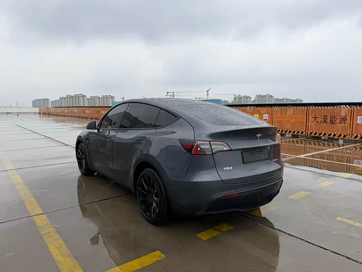 Фото 7 - Tesla Model Y