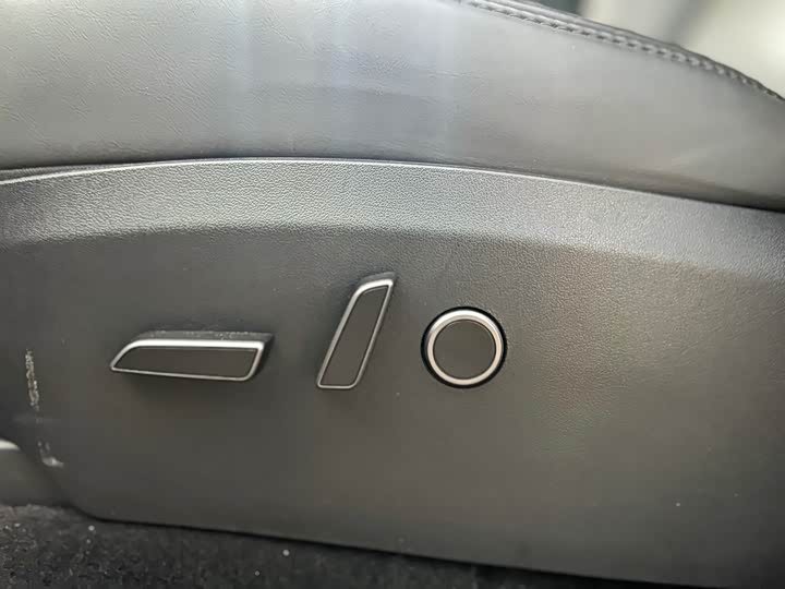 Фото 7 - Tesla Model Y