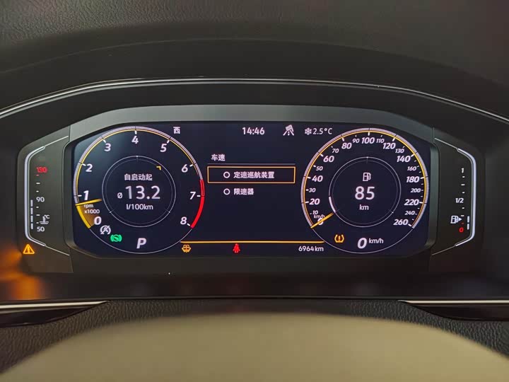 Фото 9 - Volkswagen Passat Variant