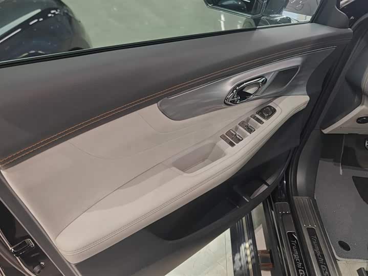 Фото 7 - GAC Trumpchi GS8