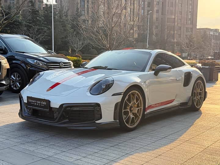 Фото 1 - Porsche 911