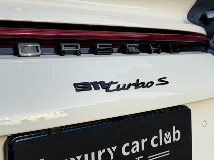 Фото 8 - Porsche 911