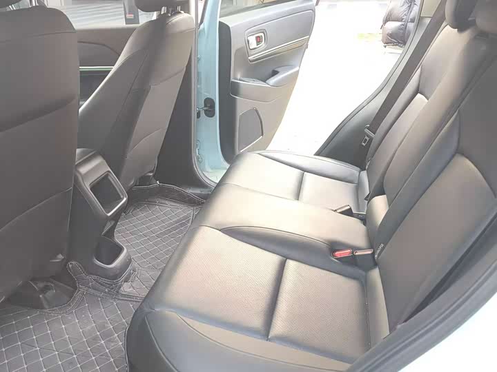 Фото 8 - Honda e:NP1