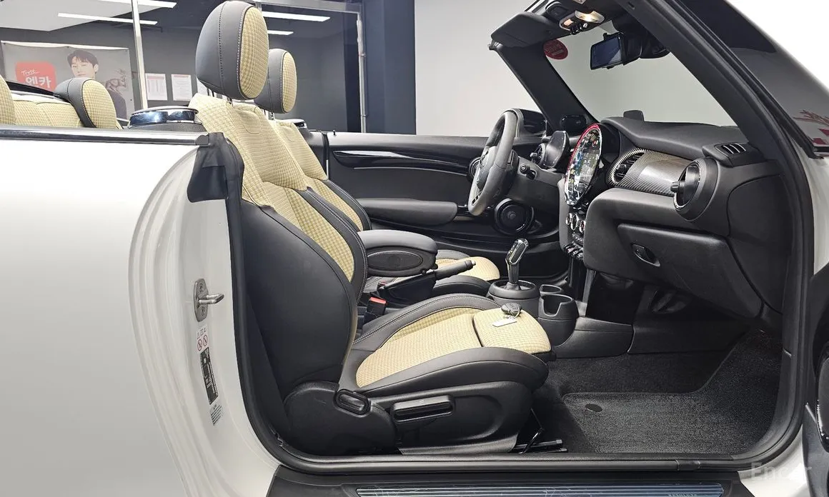 Фото 11 - Mini Cooper Convertible