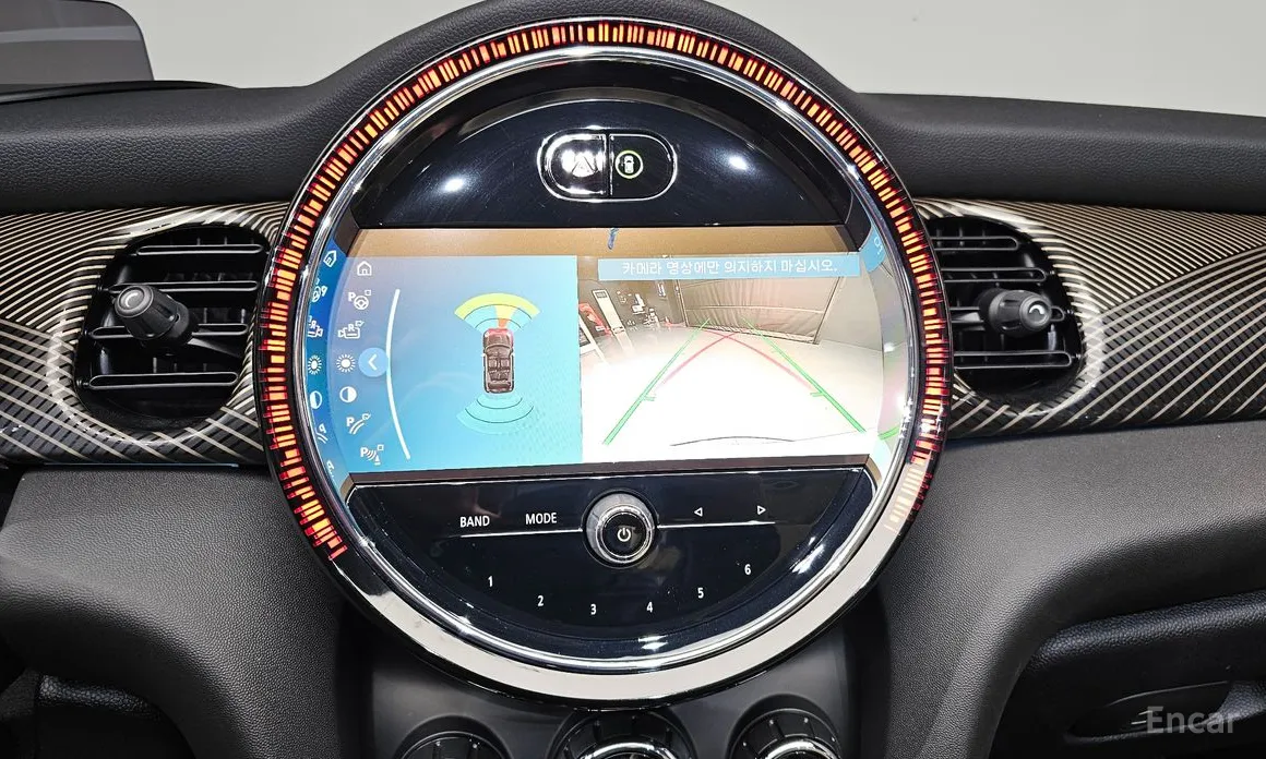 Фото 16 - Mini Cooper Convertible