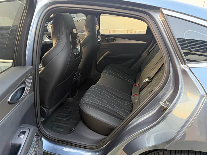 Фото 8 - BYD Seal 06 Hybrid/EV