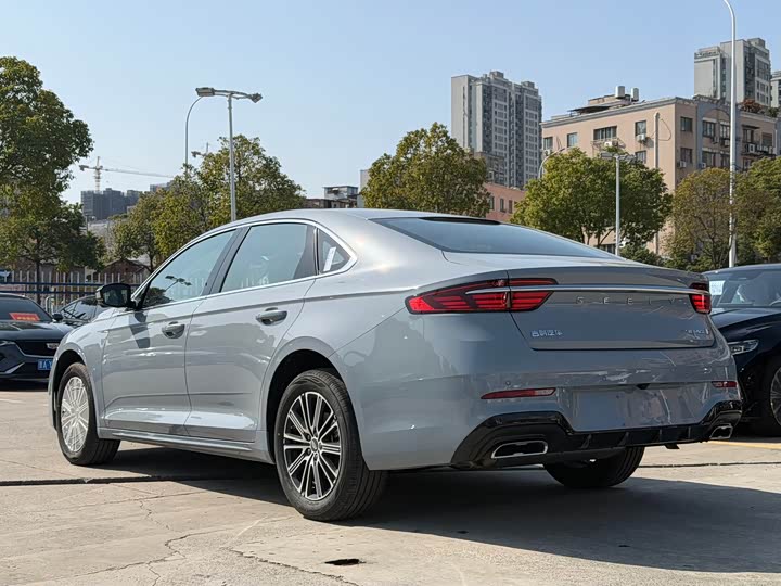 Photo 4 - Geely Preface