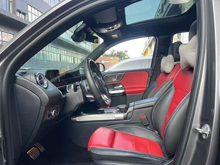 Фото 3 - Mercedes-Benz GLB-Class AMG