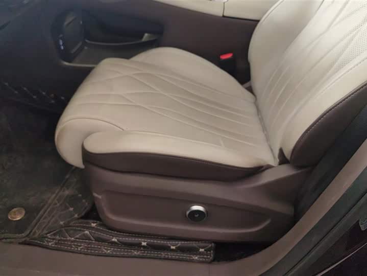 Фото 9 - Exeed RX C-DM Hybrid