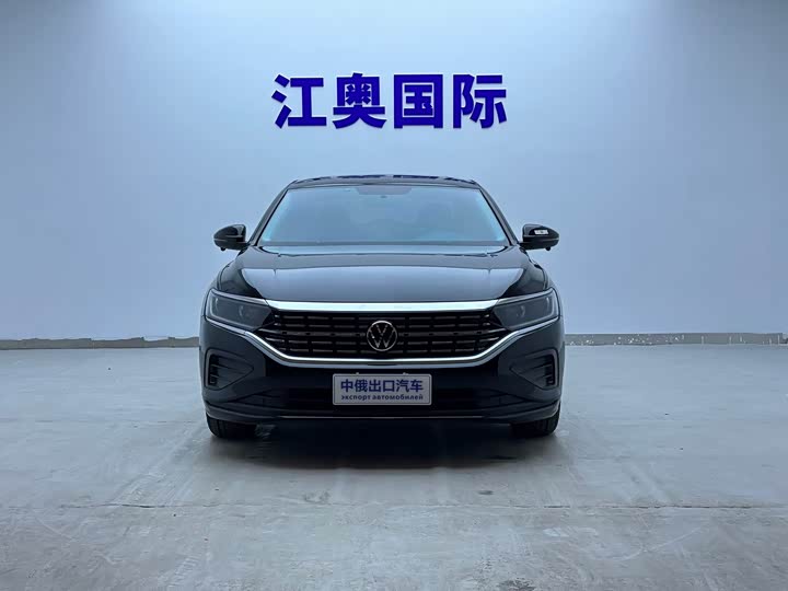 Фото 2 - Volkswagen Passat