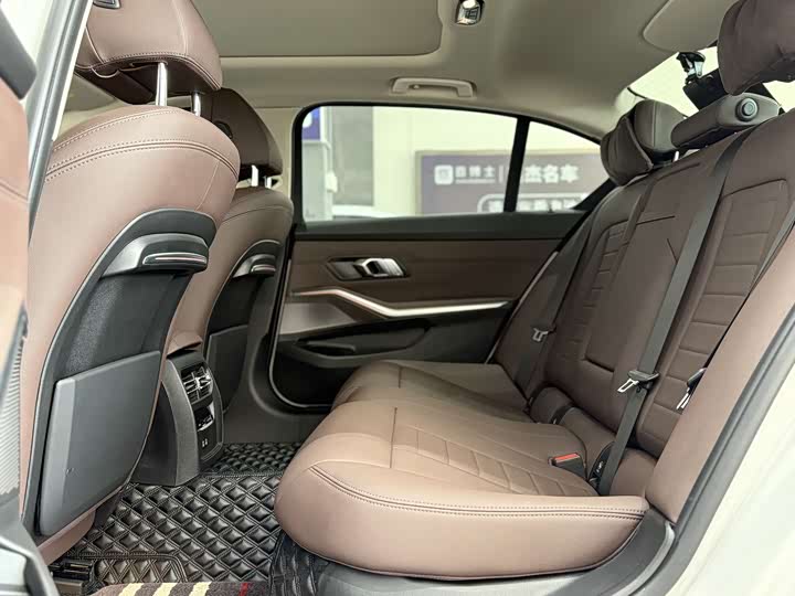 Фото 6 - BMW 3 Series