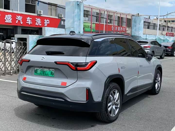 Фото 8 - Nio ES6