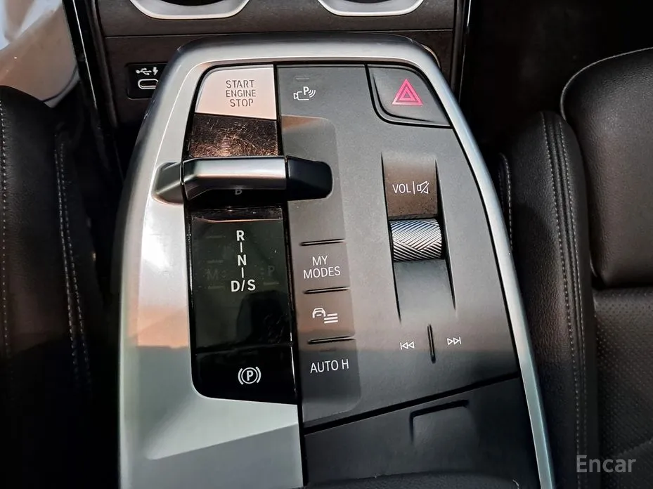 Фото 10 - BMW X1