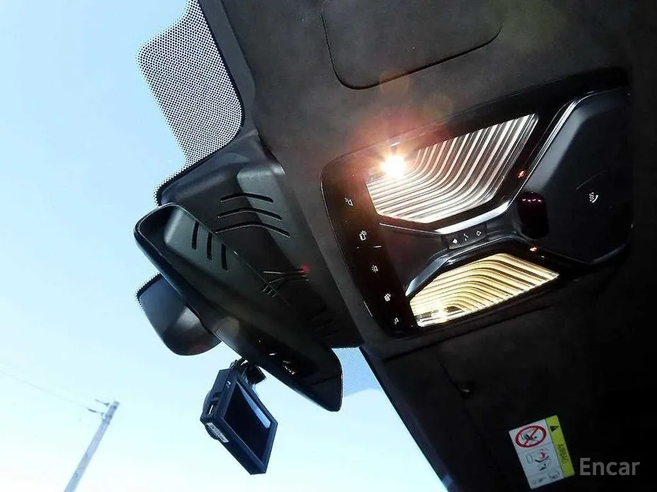 Фото 15 - BMW 8 Series