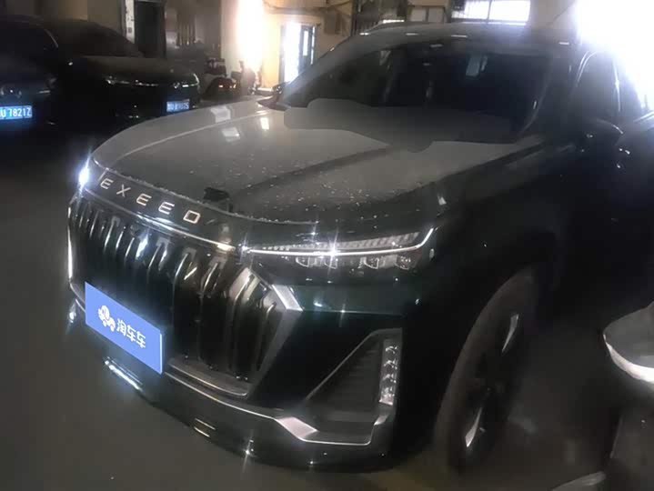 Фото 1 - Exeed VX