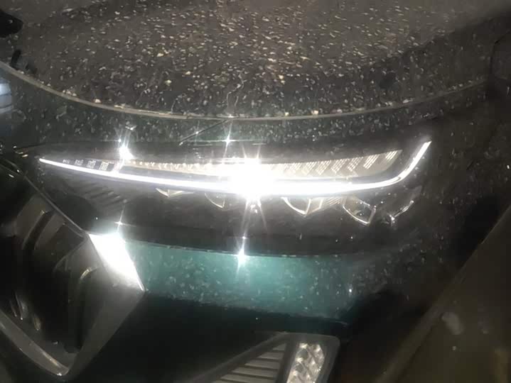 Фото 5 - Exeed VX