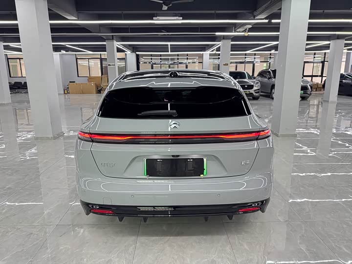 Фото 4 - Nio ET5T