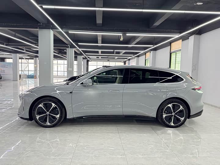 Фото 5 - Nio ET5T