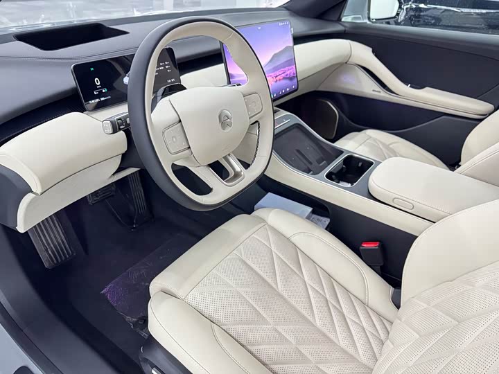 Фото 7 - Nio ET5T