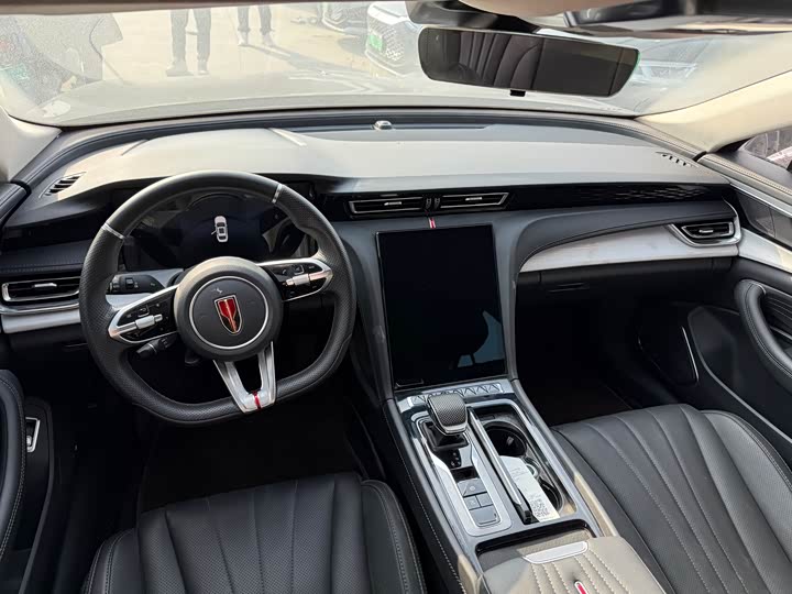 Фото 6 - Hongqi H5