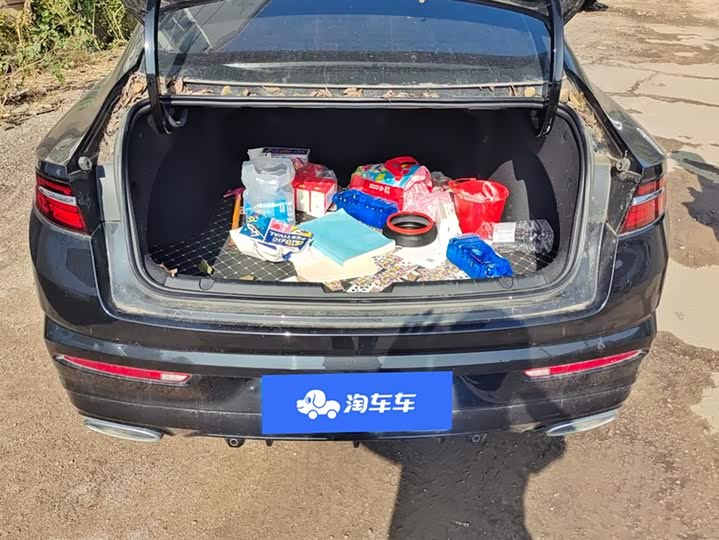 Фото 4 - Geely Preface