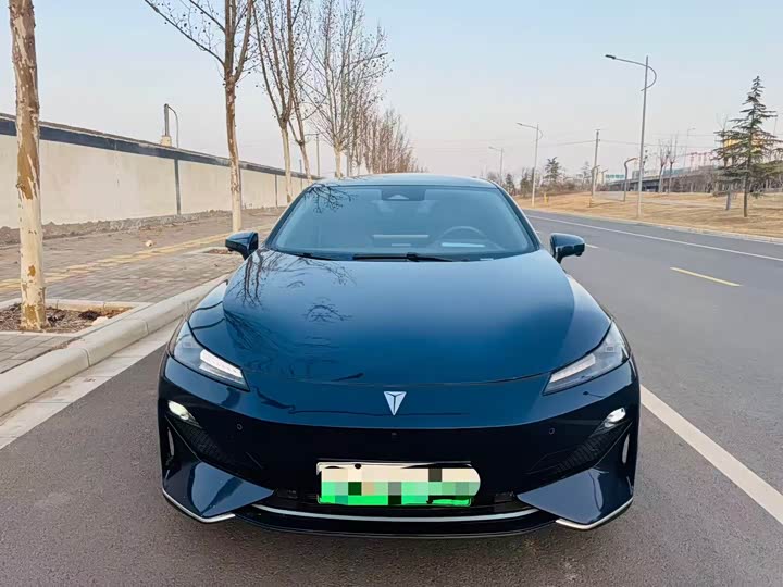 Фото 2 - Changan Deepal SL03