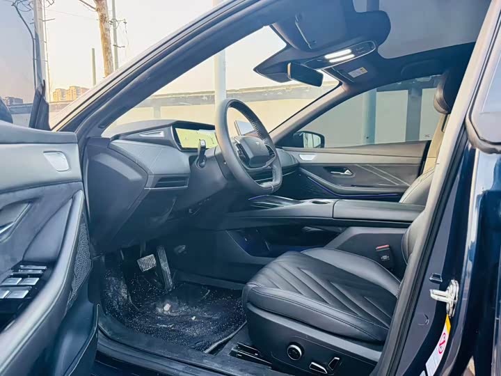 Фото 4 - Changan Deepal SL03