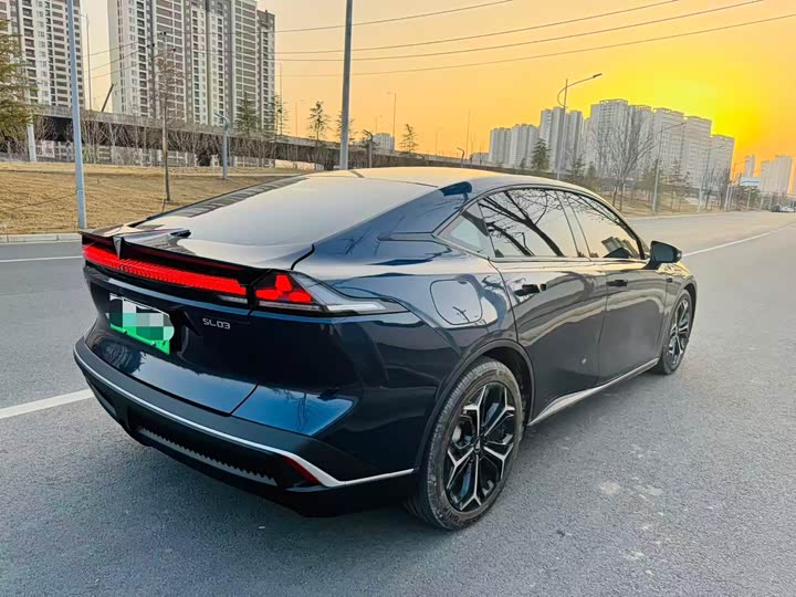 Фото 9 - Changan Deepal SL03