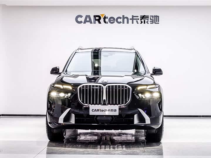 Фото 2 - BMW X7